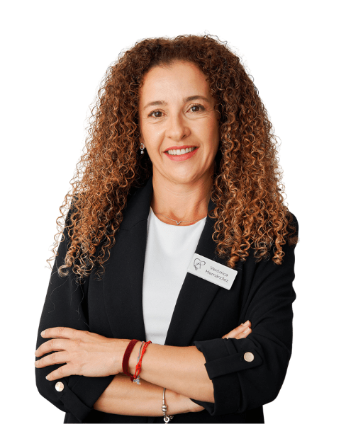 veronica hernandez coordinadora de tratamientos en arona
